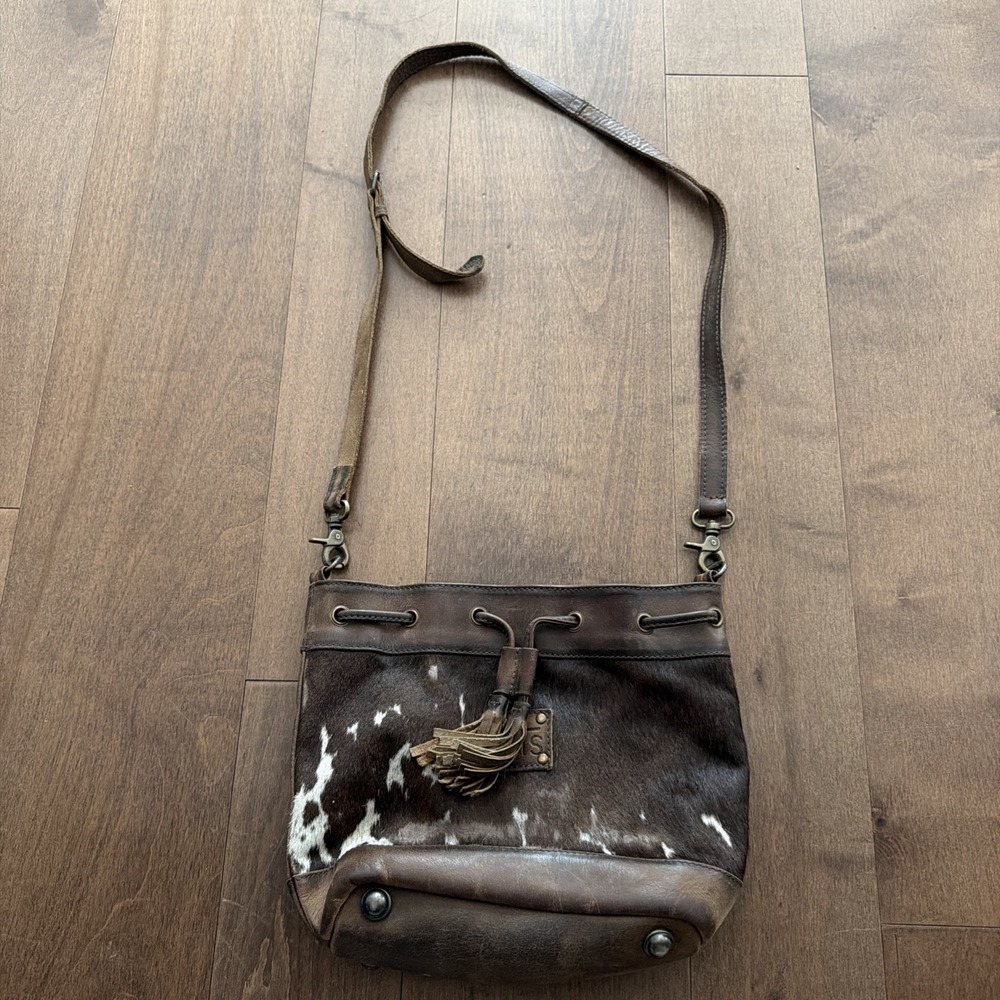 STS Brown Leather Cowhide Bucket Shoulder Bag Western Used